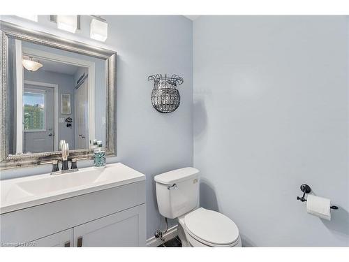 6-18 Sauble River Road, Grand Bend, ON - Indoor Photo Showing Bathroom