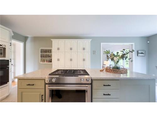 30 Lidderdale Street, Bayfield, ON - Indoor Photo Showing Kitchen