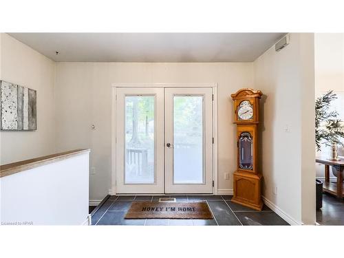 216 Shadywood Crescent, Point Clark, ON - Indoor Photo Showing Other Room