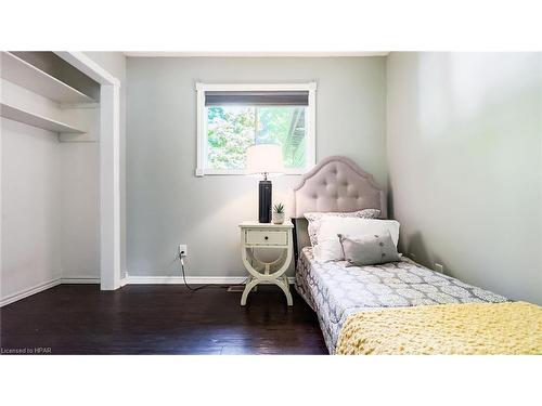 216 Shadywood Crescent, Point Clark, ON - Indoor Photo Showing Bedroom