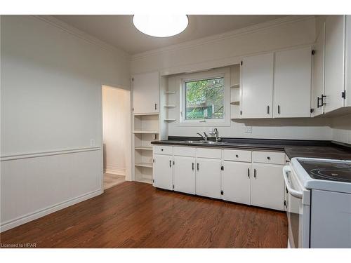 237 Romeo Street S, Stratford, ON - Indoor Photo Showing Kitchen