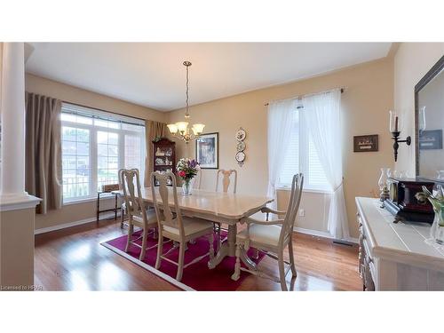 38 Stornoway Crescent, Seaforth, ON - Indoor Photo Showing Dining Room