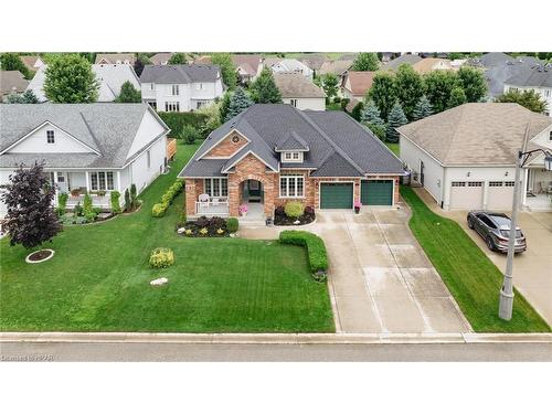 38 Stornoway Crescent, Seaforth, ON - Outdoor With Deck Patio Veranda With Facade