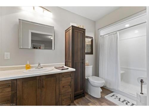 273 Mccourt Place, Atwood, ON - Indoor Photo Showing Bathroom