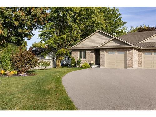 273 Mccourt Place, Atwood, ON - Outdoor