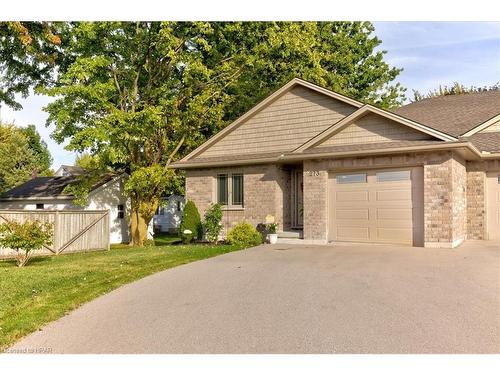 273 Mccourt Place, Atwood, ON - Outdoor