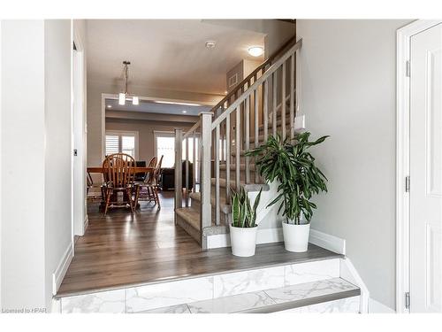 73 Robertson Drive, Stratford, ON - Indoor Photo Showing Other Room