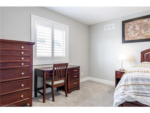 73 Robertson Drive, Stratford, ON - Indoor Photo Showing Bedroom