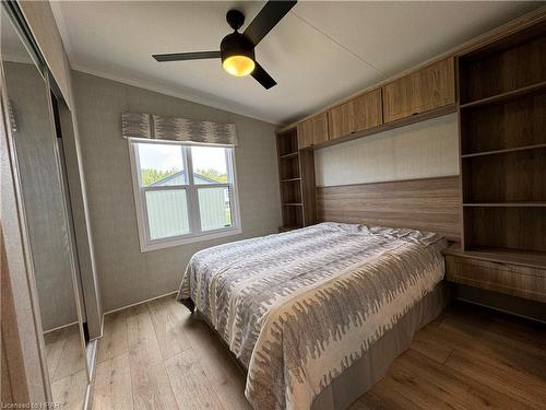 63-77683 Bluewater Highway, Central Huron, ON - Indoor Photo Showing Bedroom