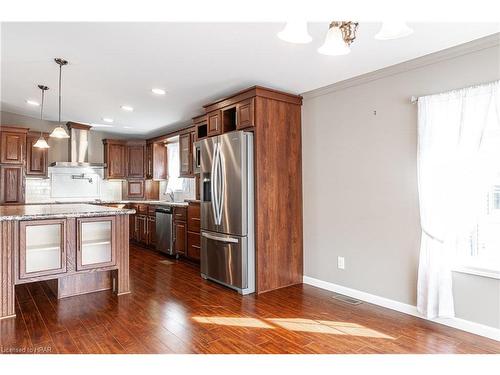 21-25 Thames Road, St. Marys, ON - Indoor Photo Showing Kitchen With Stainless Steel Kitchen