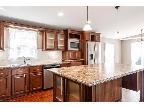 21-25 Thames Road, St. Marys, ON - Indoor Photo Showing Kitchen With Stainless Steel Kitchen