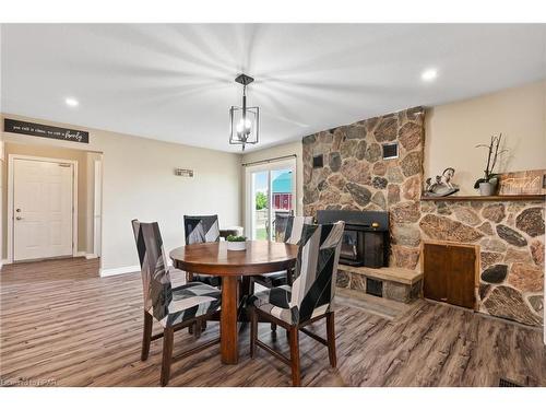 6140 3Rd Line, Minto, ON - Indoor Photo Showing Dining Room