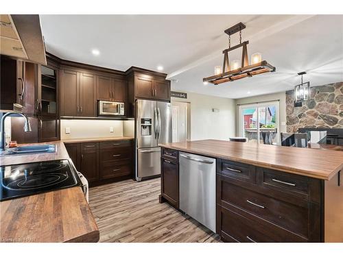 6140 3Rd Line, Minto, ON - Indoor Photo Showing Kitchen With Double Sink