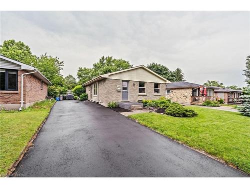 27 Hines Crescent, London, ON - Outdoor