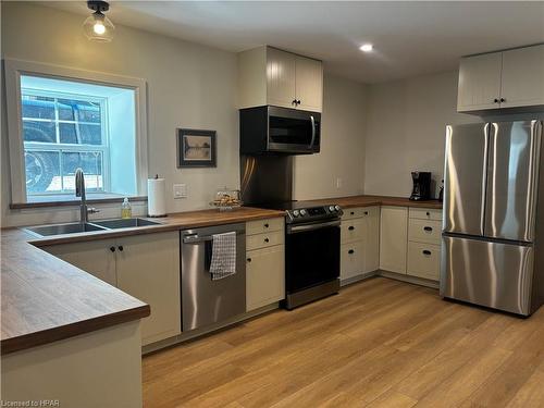 10 Jessie Street, Ripley, ON - Indoor Photo Showing Kitchen With Double Sink