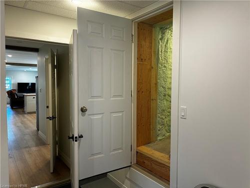 10 Jessie Street, Ripley, ON - Indoor Photo Showing Other Room