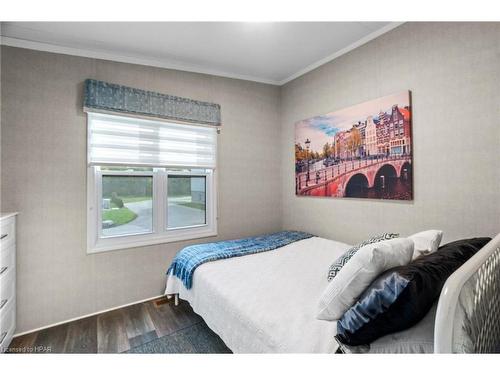 77683 Bluewater Highway, Bayfield, ON - Indoor Photo Showing Bedroom