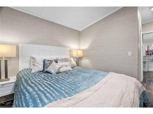 77683 Bluewater Highway, Bayfield, ON - Indoor Photo Showing Bedroom