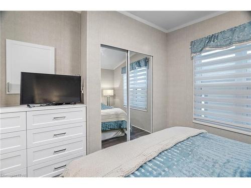 77683 Bluewater Highway, Bayfield, ON - Indoor Photo Showing Bedroom