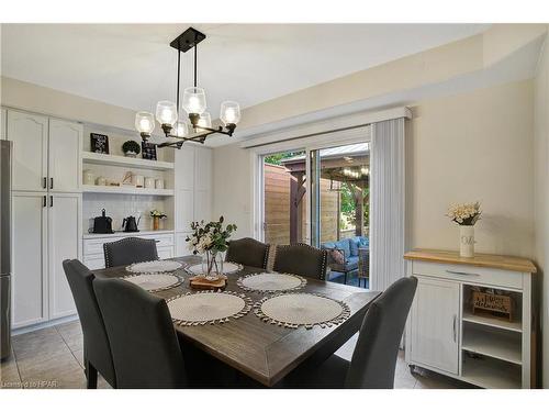 543 St Moritz Avenue, Waterloo, ON - Indoor Photo Showing Dining Room