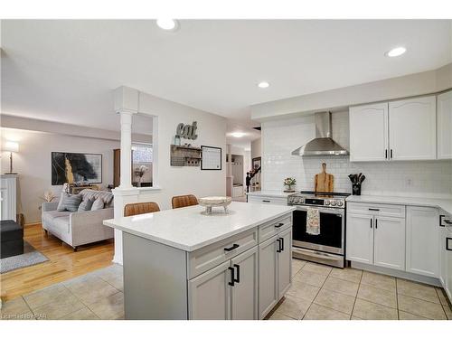 543 St Moritz Avenue, Waterloo, ON - Indoor Photo Showing Kitchen