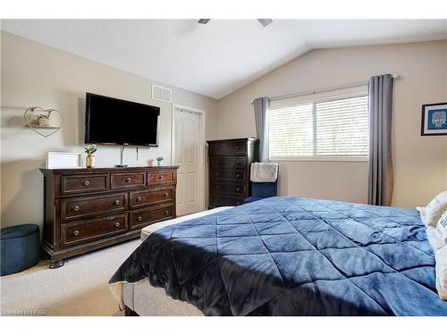 543 St Moritz Avenue, Waterloo, ON - Indoor Photo Showing Bedroom