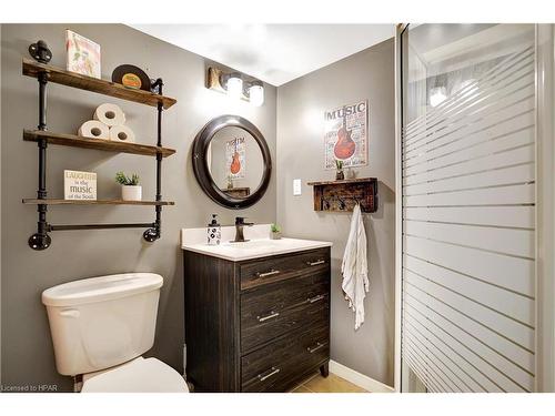 543 St Moritz Avenue, Waterloo, ON - Indoor Photo Showing Bathroom