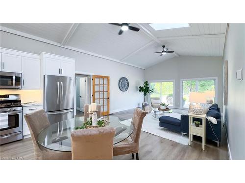 22 Hamilton Street, Bayfield, ON - Indoor Photo Showing Kitchen