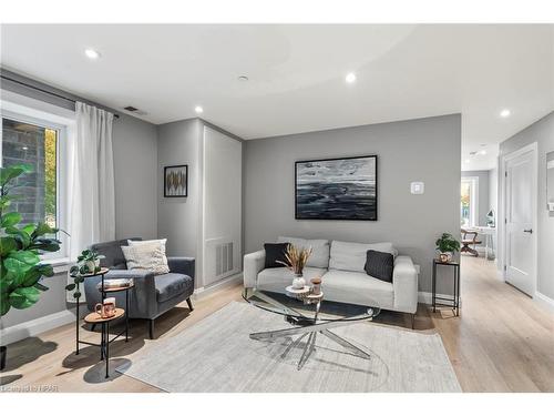 210-187 Victoria Street W, Wingham, ON - Indoor Photo Showing Living Room