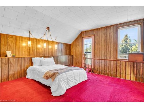 5453 Hwy 9, Minto, ON - Indoor Photo Showing Bedroom