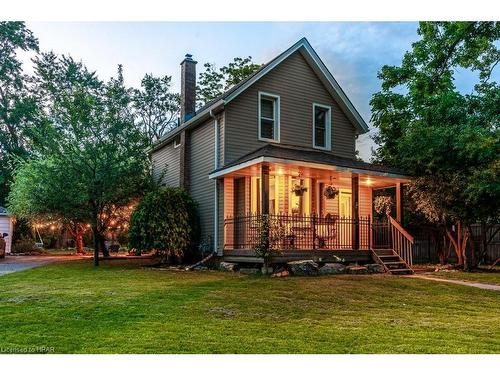 20 Whyte Avenue, Stratford, ON - Outdoor With Deck Patio Veranda