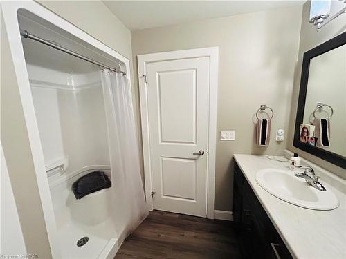 320 Turnberry Street, Morris-Turnberry (Munic), ON - Indoor Photo Showing Bathroom