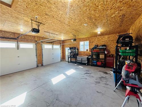 320 Turnberry Street, Morris-Turnberry (Munic), ON - Indoor Photo Showing Garage