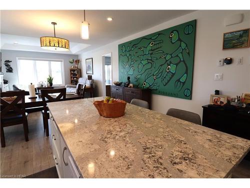 159 Lake Breeze Drive, Ashfield-Colborne-Wawanosh, ON - Indoor Photo Showing Dining Room