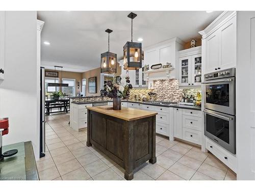 36241 Gore Road, South Huron, ON - Indoor Photo Showing Kitchen With Upgraded Kitchen