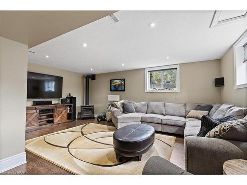 36241 Gore Road, South Huron, ON - Indoor Photo Showing Living Room