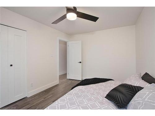 131 Briarhill Drive, Stratford, ON - Indoor Photo Showing Bedroom