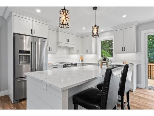 26 Ann Street N, Clifford, ON - Indoor Photo Showing Kitchen With Upgraded Kitchen