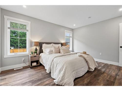 26 Ann Street N, Clifford, ON - Indoor Photo Showing Bedroom