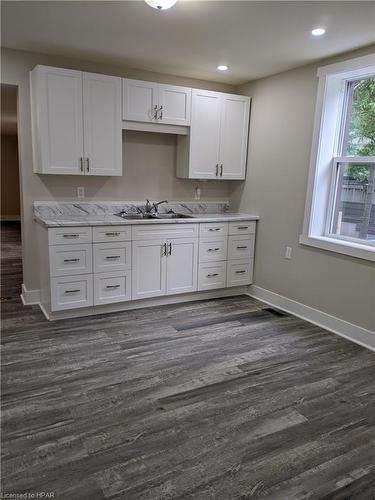 50 Goderich Street E, Seaforth, ON - Indoor Photo Showing Kitchen With Double Sink