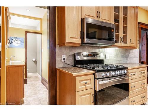 184 John Street N, Stratford, ON - Indoor Photo Showing Kitchen