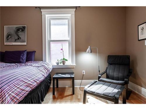 184 John Street N, Stratford, ON - Indoor Photo Showing Bedroom