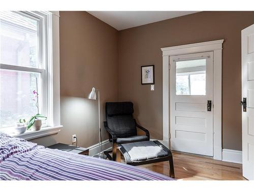 184 John Street N, Stratford, ON - Indoor Photo Showing Bedroom