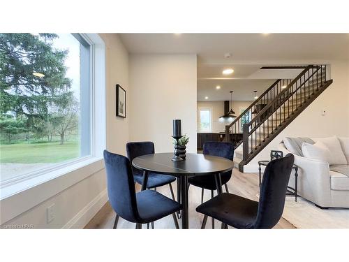 6503 Cobble Hills Road, Thames Centre, ON - Indoor Photo Showing Dining Room