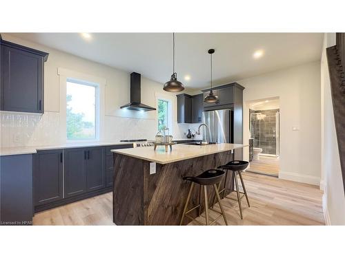 6503 Cobble Hills Road, Thames Centre, ON - Indoor Photo Showing Kitchen With Upgraded Kitchen