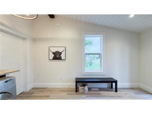 6503 Cobble Hills Road, Thames Centre, ON - Indoor Photo Showing Laundry Room