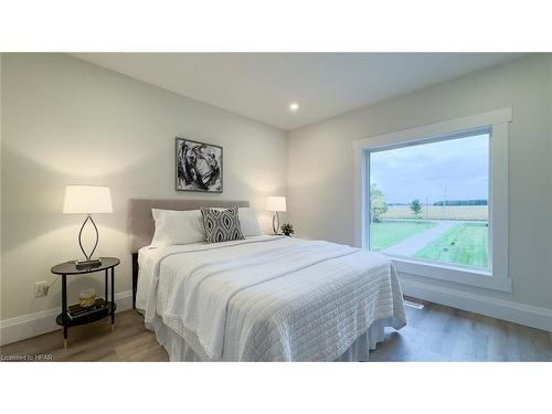 6503 Cobble Hills Road, Thames Centre, ON - Indoor Photo Showing Bedroom