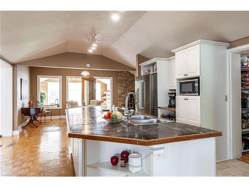 5515 Line 2, Perth South, ON - Indoor Photo Showing Kitchen With Double Sink