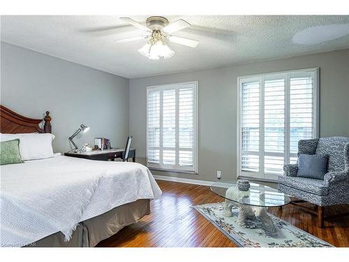 5515 Line 2, Perth South, ON - Indoor Photo Showing Bedroom