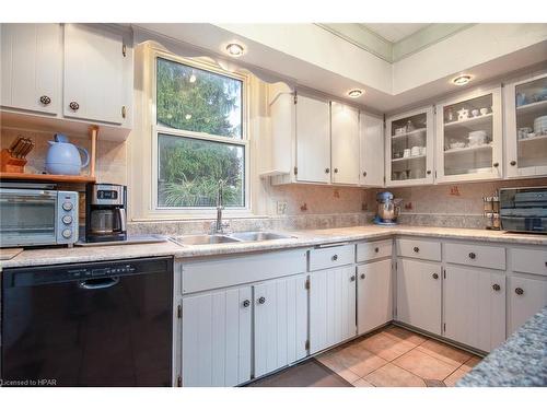 131 Rattenbury Street E, Clinton, ON - Indoor Photo Showing Kitchen With Double Sink